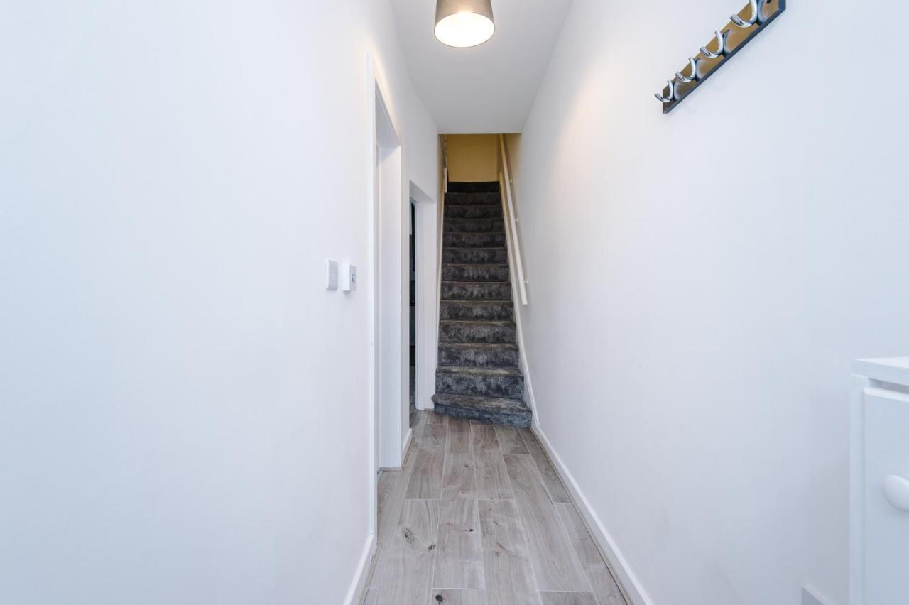 Cosy 3 Bed 3 Bath House - Central Liverpool -Self Check-In & Free Parking! Villa Eksteriør billede